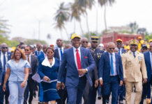 Retour triomphal du Président Brice Clotaire OLIGUI NGUEMA après le sommet USA-Afrique
